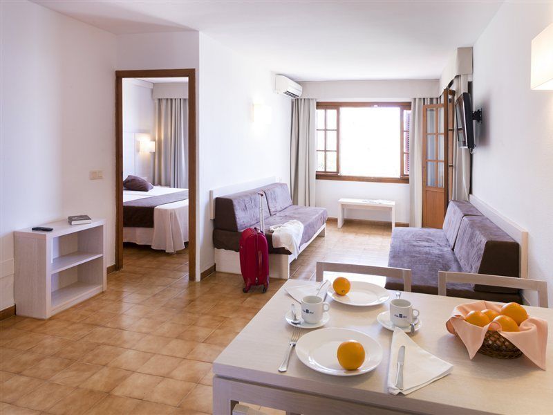 Apartamentos Casa Vida Santa Ponsa Extérieur photo