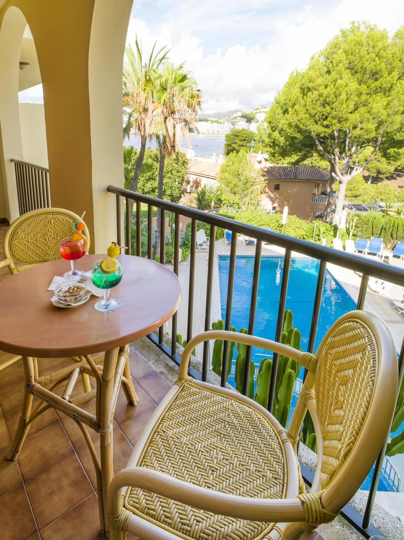 Apartamentos Casa Vida Santa Ponsa Extérieur photo